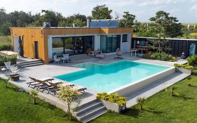 Kuib De Berze Retreat